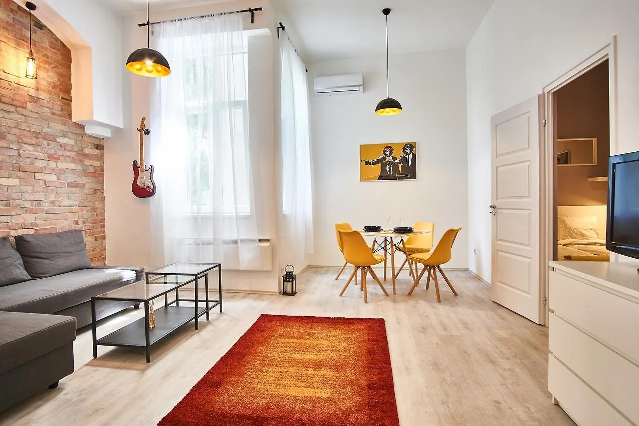 Design Apartment In The City Center With Ac Budapest 0*,  Ungheria