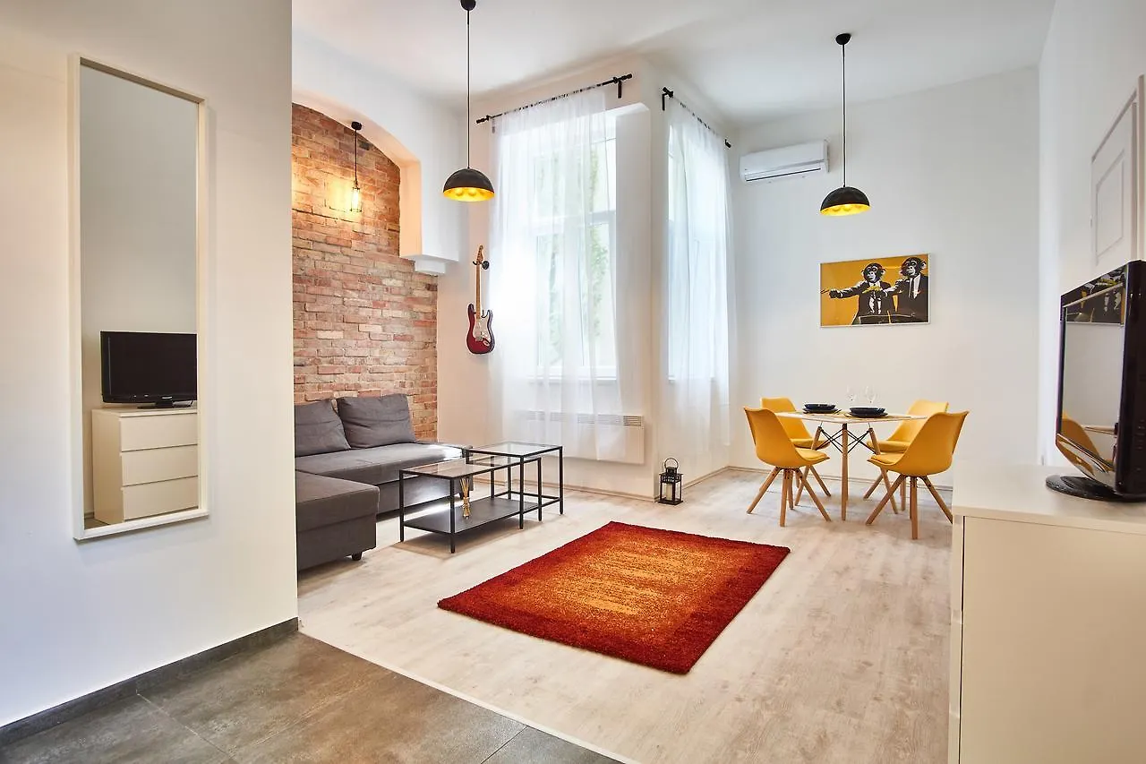 Design Apartment In The City Center With Ac Budapest Ungheria