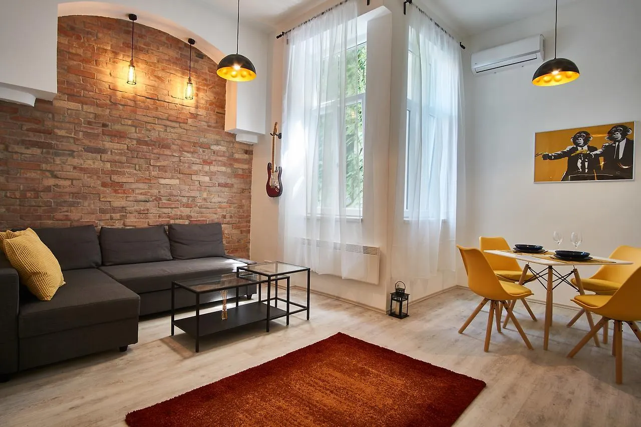 Design Apartment In The City Center With Ac Budapest Ungheria